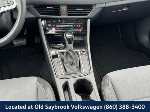 Certified 2025 Volkswagen Jetta SE image 15