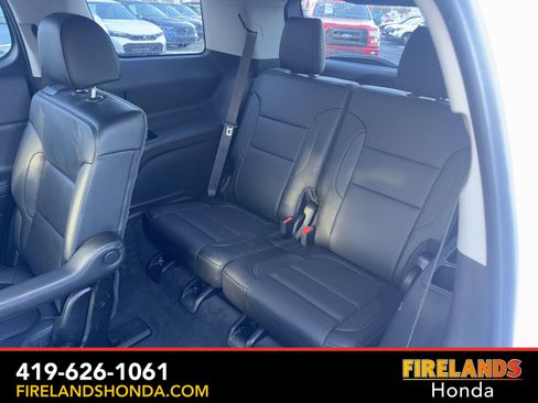 Used 2020 GMC Acadia SLT w/ Trailering Package image 32