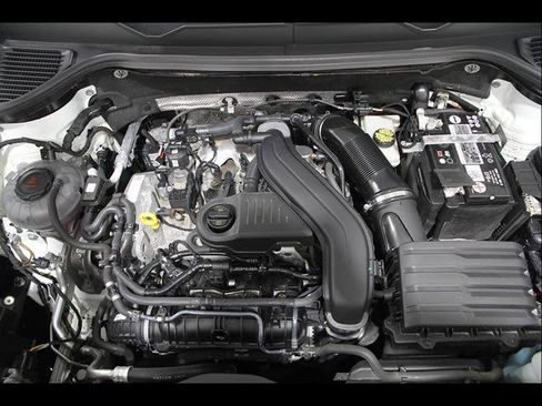 Certified 2023 Volkswagen Taos SE AWD/4WD image 23