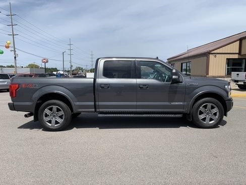 Used 2019 Ford F150 Lariat w/ Equipment Group 502A Luxury AWD/4WD image 18