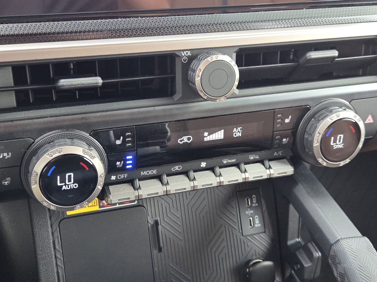 Certified 2025 Toyota 4Runner Limited AWD/4WD image 20
