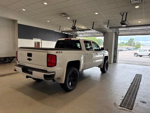 Used 2017 Chevrolet Silverado 1500 LT w/ All Star Edition AWD/4WD image 7