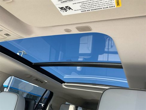 Used 2021 GMC Yukon XL Denali w/ Advanced Technology Package image 20