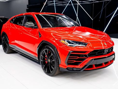 Used 2021 Lamborghini Urus image 6