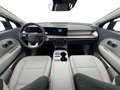 New 2026 Hyundai Ioniq 9 Limited image 14