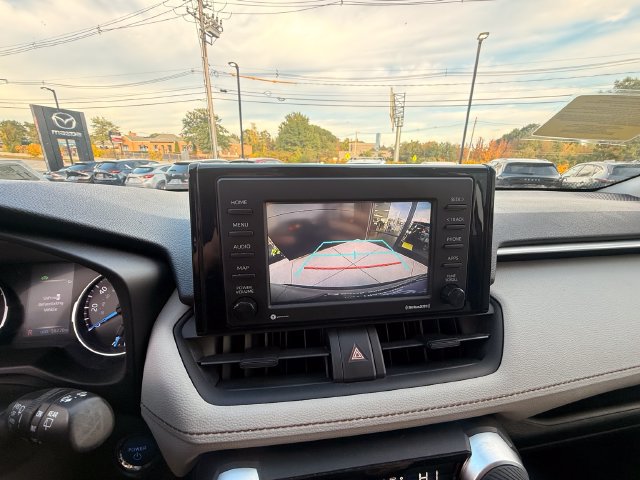 Used 2021 Toyota RAV4 XLE w/ XLE Grade Weather Package AWD/4WD image 16