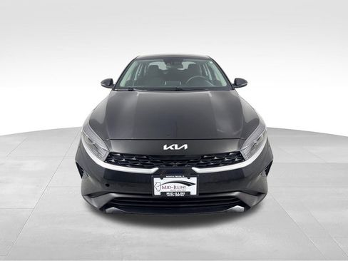 Used 2023 Kia Forte LXS w/ LXS Technology Package FWD image 10