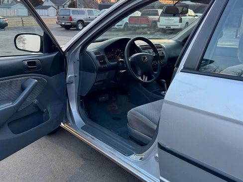 Used 2004 Honda Civic VP image 9