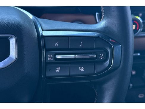 Used 2023 GMC Canyon AT4 w/ AT4 Premium Package image 27