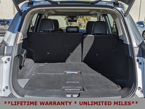 Used 2023 Nissan Rogue SL w/ SL Premium Package image 14