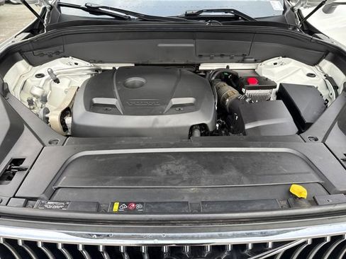 Used 2021 Volvo XC90 T6 Momentum w/ Climate Package image 30