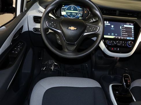 Used 2020 Chevrolet Bolt LT image 3