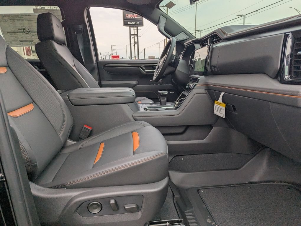 New 2026 GMC Sierra 1500 AT4 w/ AT4 Premium Package AWD/4WD image 18