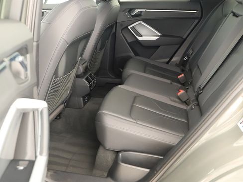 Used 2020 Audi Q3 2.0T Premium Plus w/ Premium Plus Package image 28