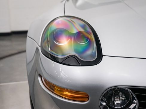 Used 2003 BMW Z8 RWD image 16