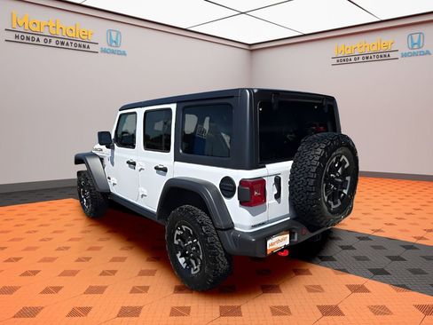 Used 2026 Jeep Wrangler Unlimited Rubicon AWD/4WD image 3