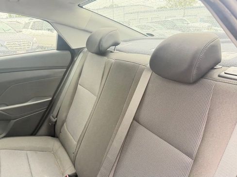 Used 2022 Hyundai Accent SE FWD image 14