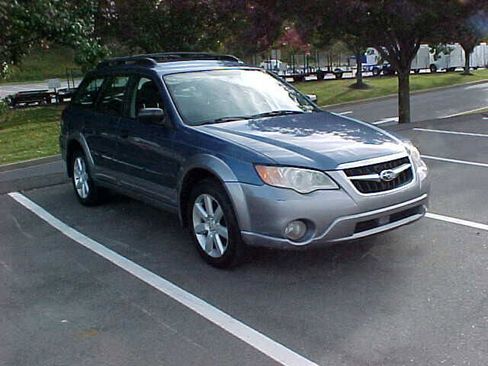 Used 2009 Subaru Outback 2.5i Special Edition image 2