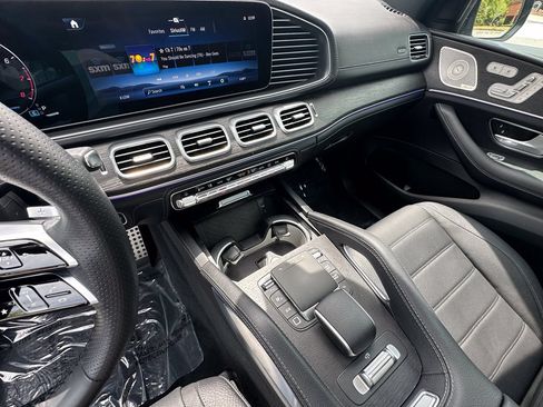 Certified 2025 Mercedes-Benz GLS 580 4MATIC image 32