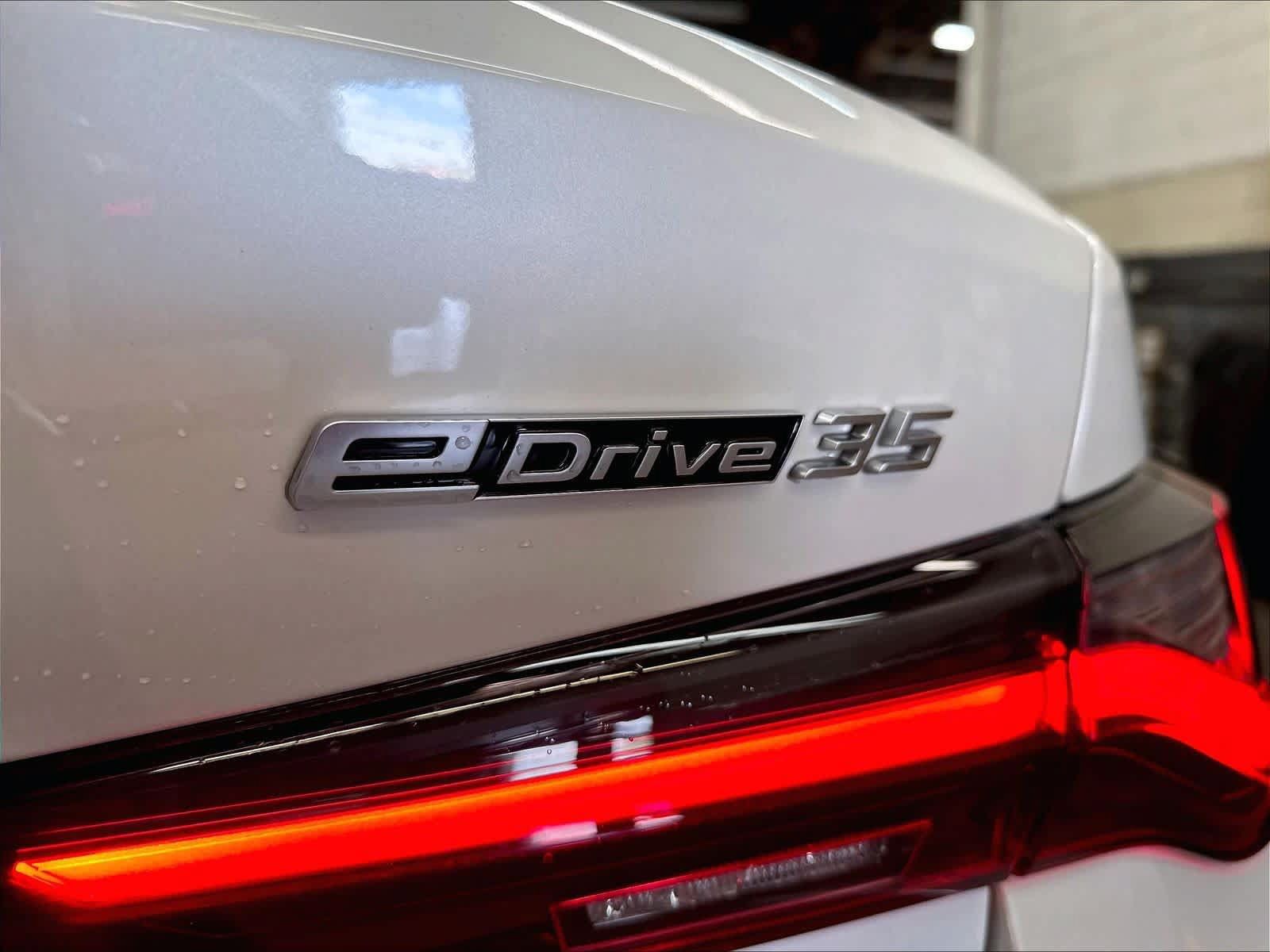 Used 2024 BMW i4 eDrive35 w/ M Sport Package RWD image 11