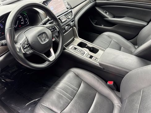 Used 2021 Honda Accord Touring image 7