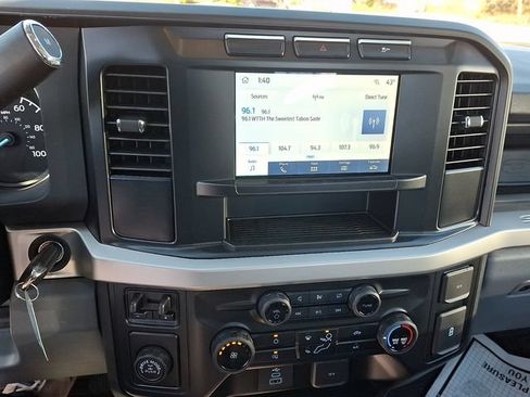 Used 2024 Ford F250 XL w/ XL Chrome Package RWD image 9