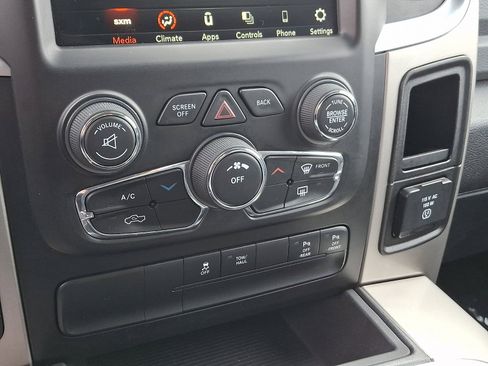 Used 2018 RAM 1500 Big Horn image 15