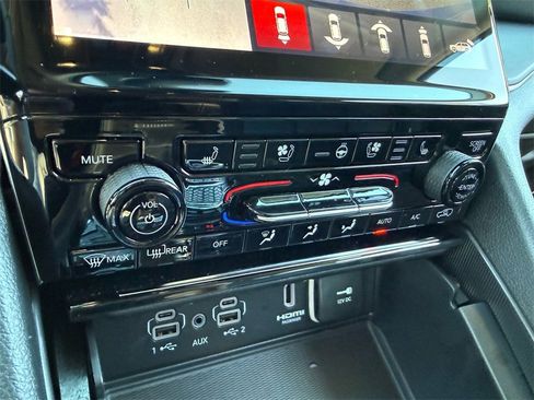 Used 2024 Jeep Grand Cherokee Limited 4xe w/ Luxury Tech Group II image 31