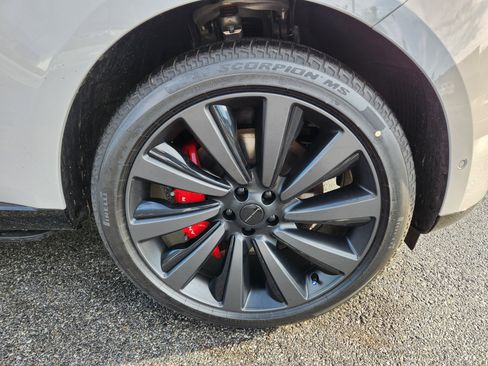 New 2026 Land Rover Range Rover SV image 7