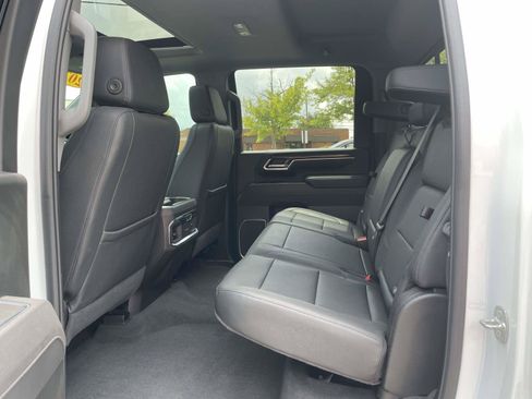 Used 2025 Chevrolet Silverado 3500 LTZ w/ LTZ Plus Package AWD/4WD image 3