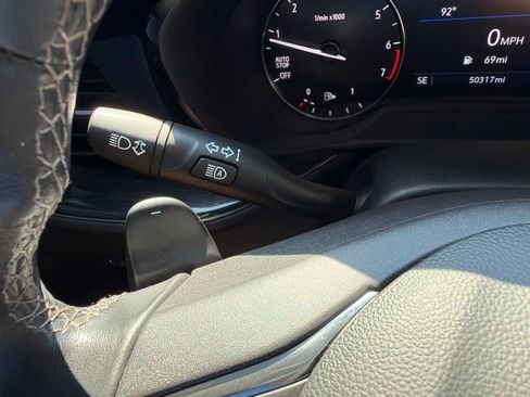 Used 2022 Buick Envision Preferred FWD image 28