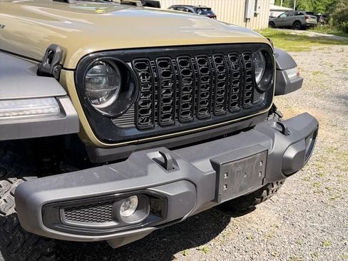 Used 2025 Jeep Wrangler Unlimited Sport AWD/4WD image 23