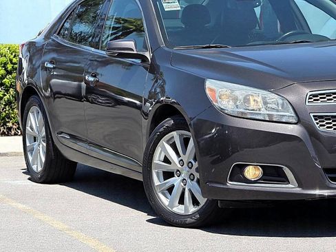 Used 2013 Chevrolet Malibu LTZ image 2