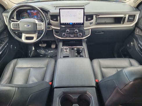 Used 2022 Ford Expedition Max XLT RWD image 19