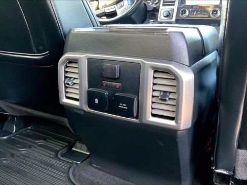 Used 2020 Ford F150 Platinum w/ Equipment Group 701A Luxury AWD/4WD image 68