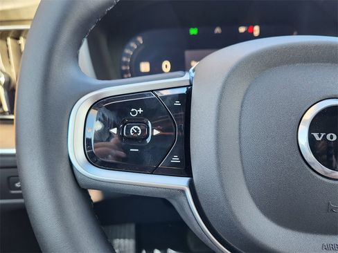 New 2026 Volvo XC60 B5 Plus w/ Climate Package image 16