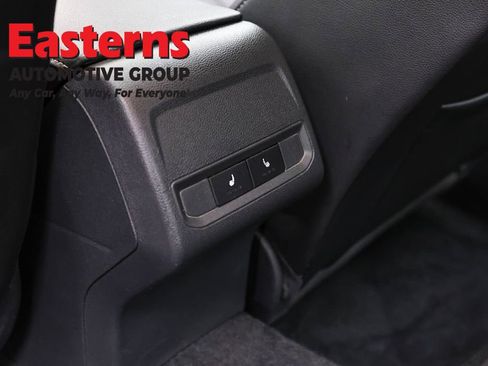 Used 2020 Volkswagen Jetta SE w/ SE Cold Weather Package image 21