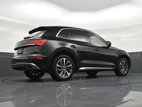 Used 2023 Audi Q5 2.0T Premium Plus w/ Premium Plus Package AWD/4WD image 26