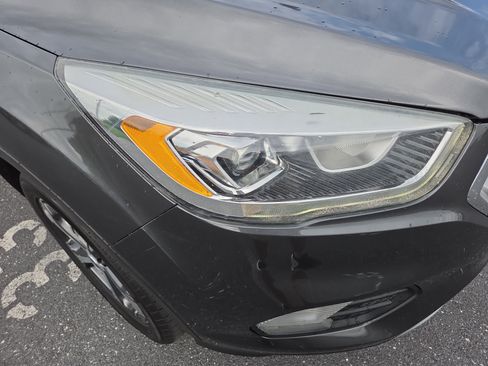 Used 2018 Ford Escape SEL AWD/4WD image 18
