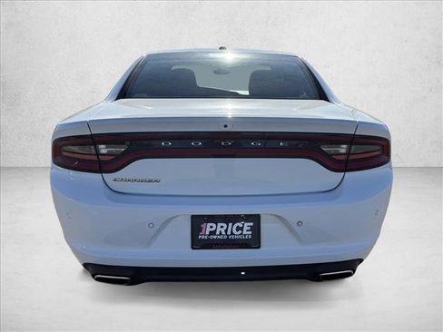 Used 2022 Dodge Charger SXT image 6