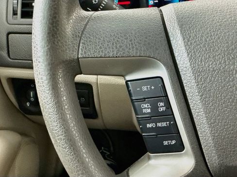 Used 2012 Ford Fusion SE FWD image 11