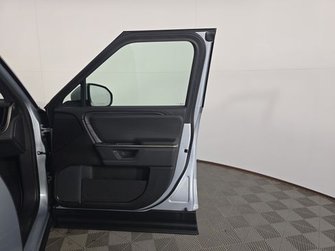 Used 2025 Rivian R1S Adventure AWD/4WD image 18