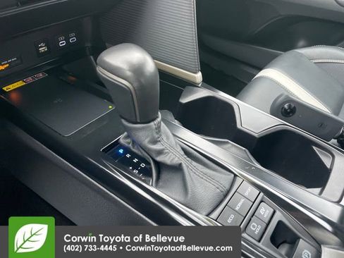 Used 2025 Toyota Camry SE FWD image 14