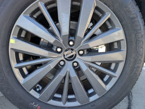 New 2026 Nissan Murano SL image 6