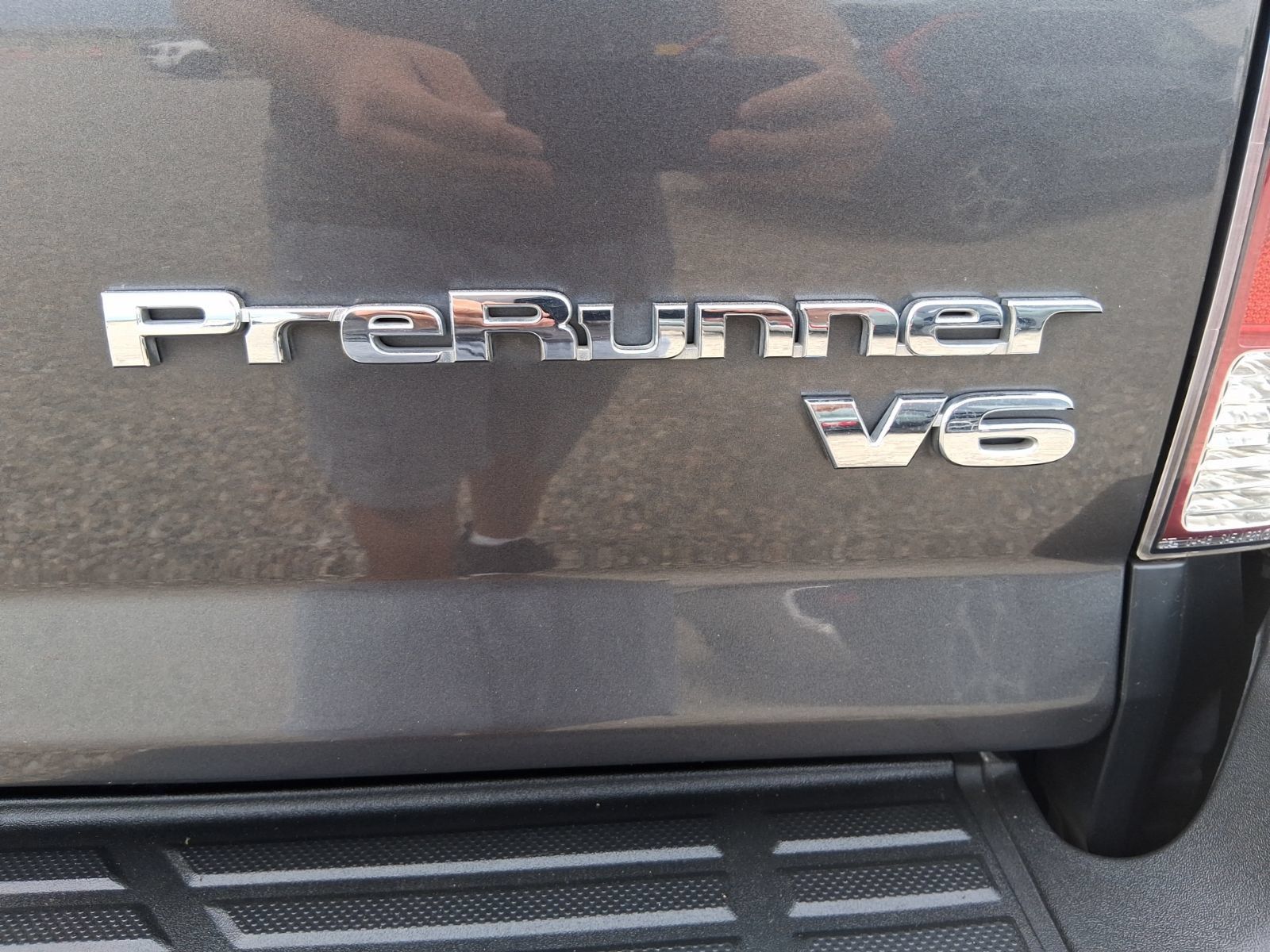 Used 2015 Toyota Tacoma PreRunner w/ TRD Off-Road Package RWD image 15