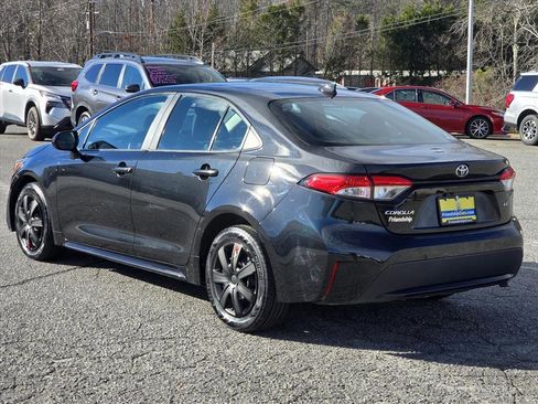 Used 2022 Toyota Corolla LE image 24