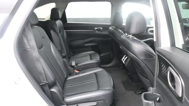 Used 2021 Kia Sorento EX FWD image 15