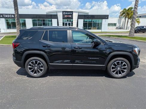 New 2025 GMC Terrain Elevation w/ Elevation Premium Package image 3