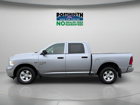 Used 2023 RAM 1500 Classic SLT w/ Protection Group AWD/4WD image 2