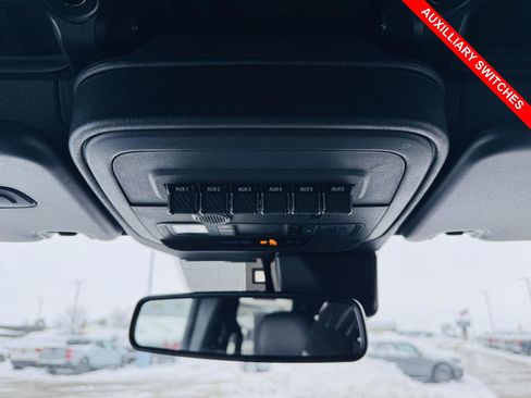 Used 2024 Ford Bronco Badlands image 12